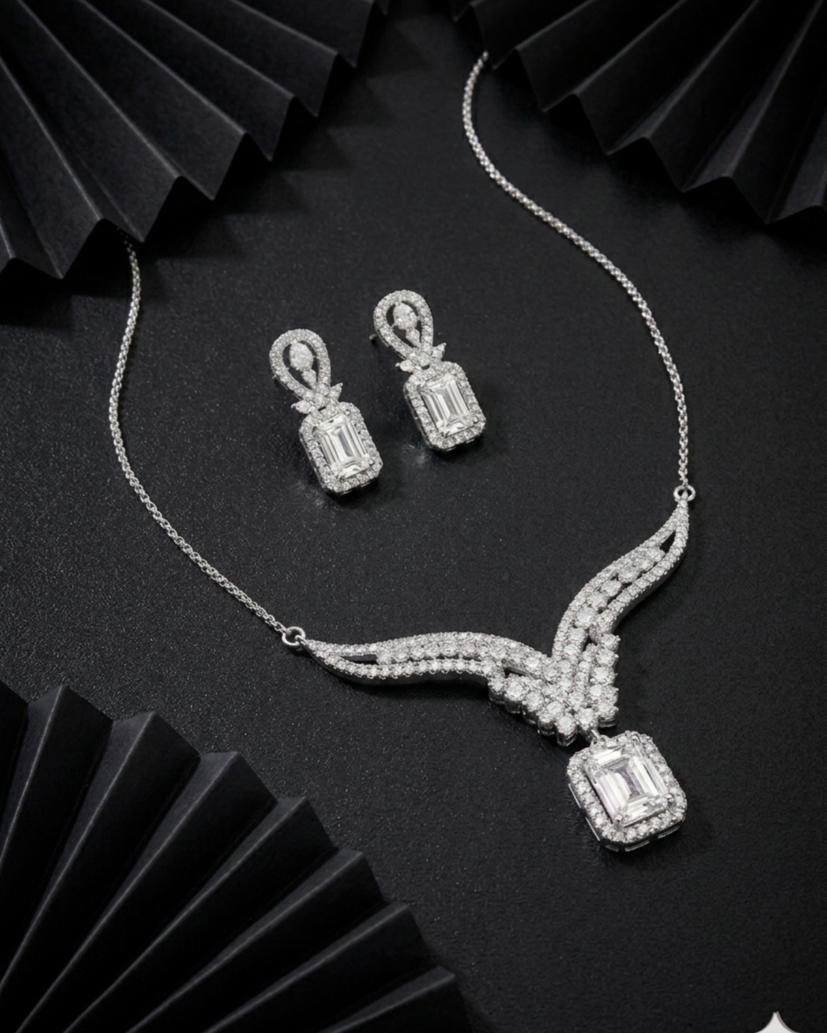 Silver Emerald Radiant Set
