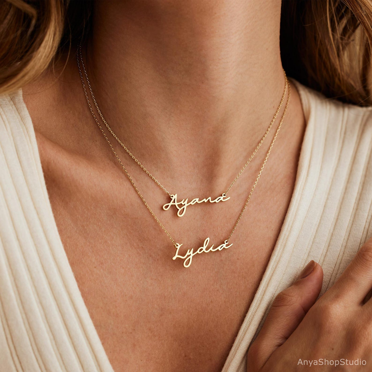 Dainty Minimalist Name Necklace